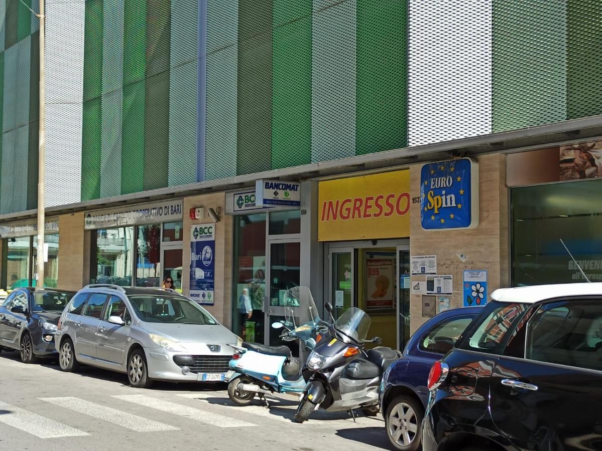 Holiday House Nel Cuore Di Bari Exterior photo