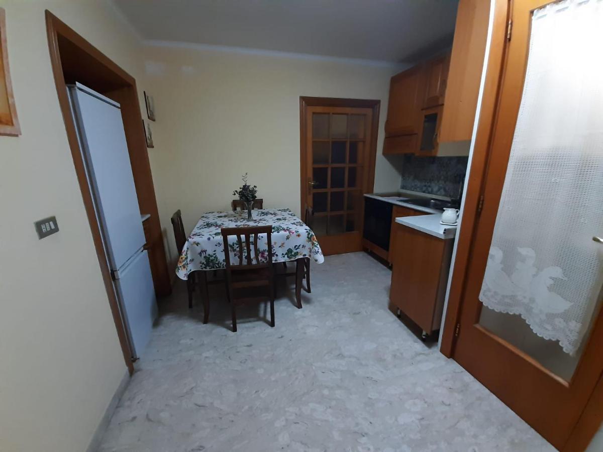 Holiday House Nel Cuore Di Bari Exterior photo